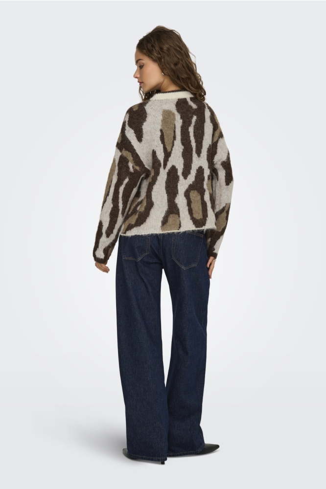 Only beige dames trui | Model achteraanzicht