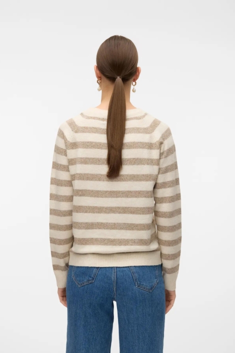 Vero Moda beige dames trui | Model achteraanzicht