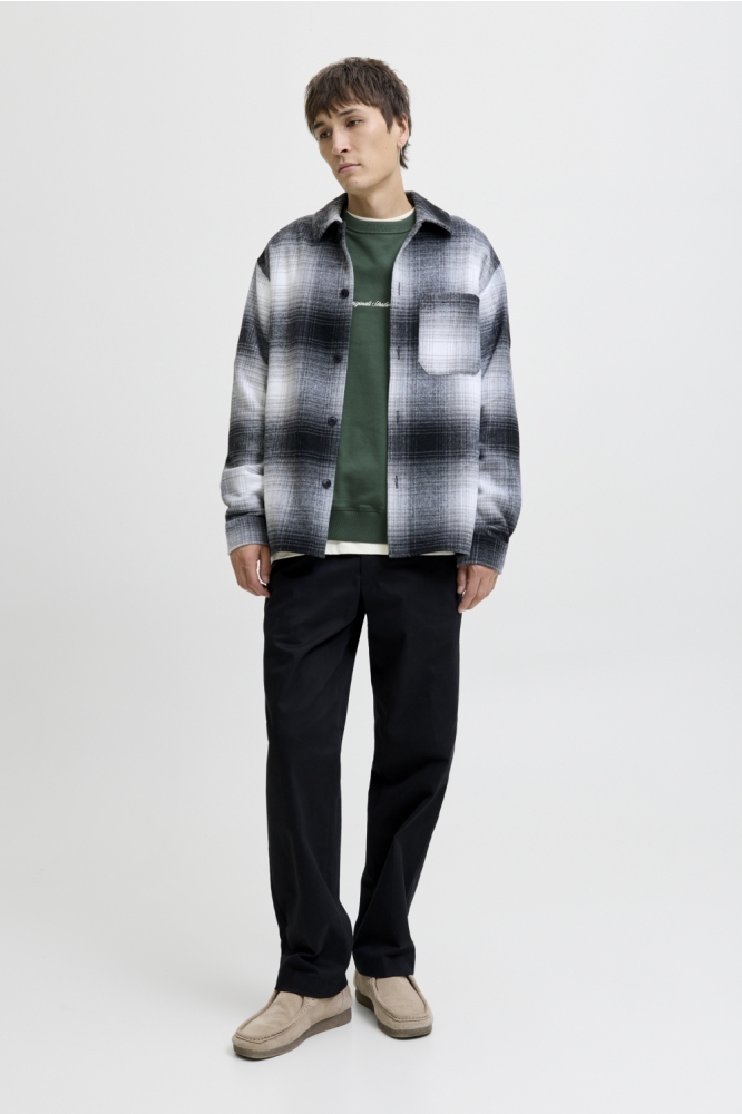 Jack & Jones groene heren sweater | Sfeerbeeld, In situatie