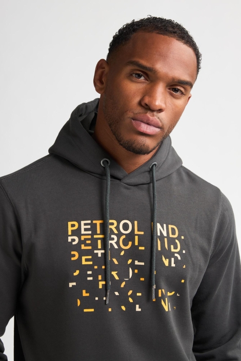 Petrol Industries grijze heren sweater | Close up