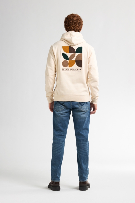 Petrol Industries beige heren sweater | Model achteraanzicht