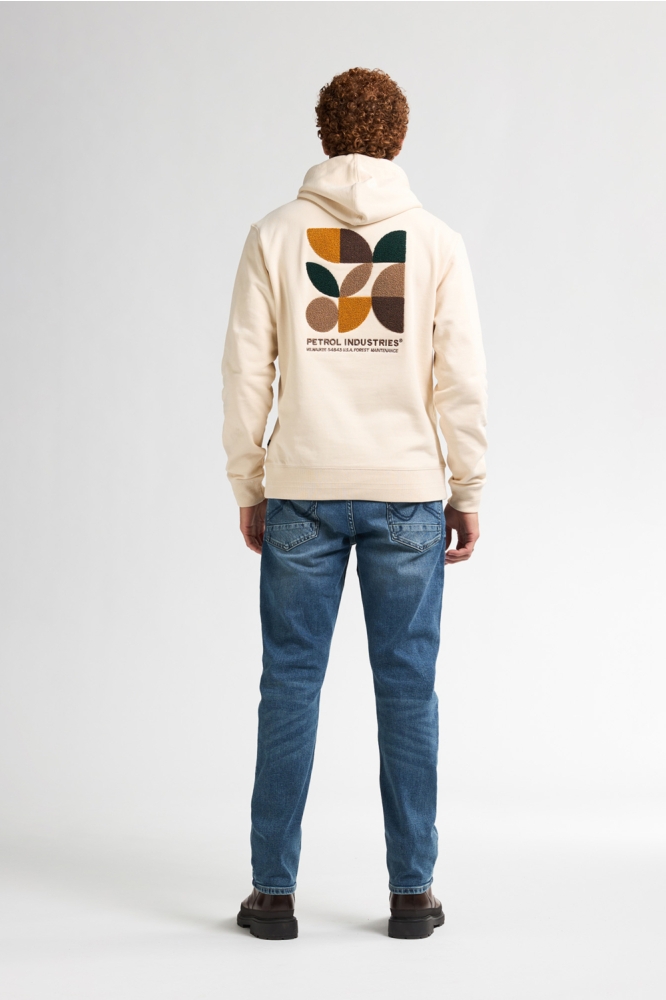 Petrol Industries beige heren sweater | Model achteraanzicht