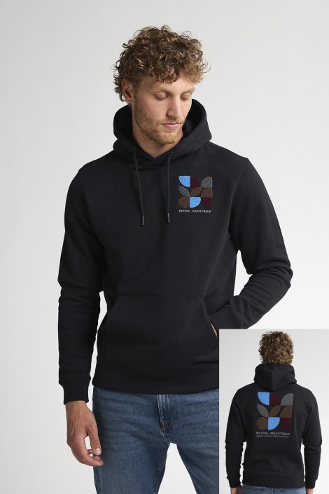 Petrol Industries zwarte heren sweater | Model vooraanzicht