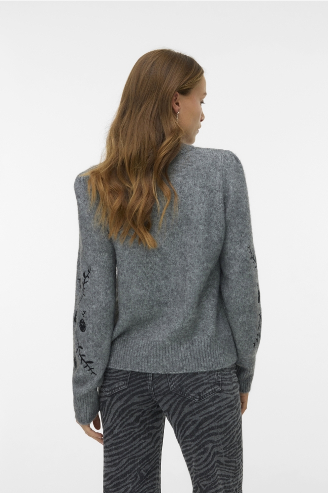 Vero Moda grijze dames trui | Model achteraanzicht
