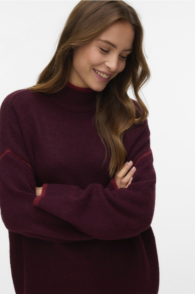 Vero Moda bordeaux dames trui | Model vooraanzicht