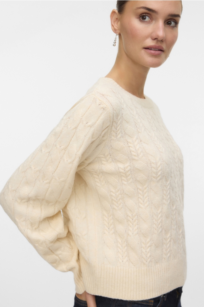 Vero Moda ecru dames trui | Model zijaanzicht