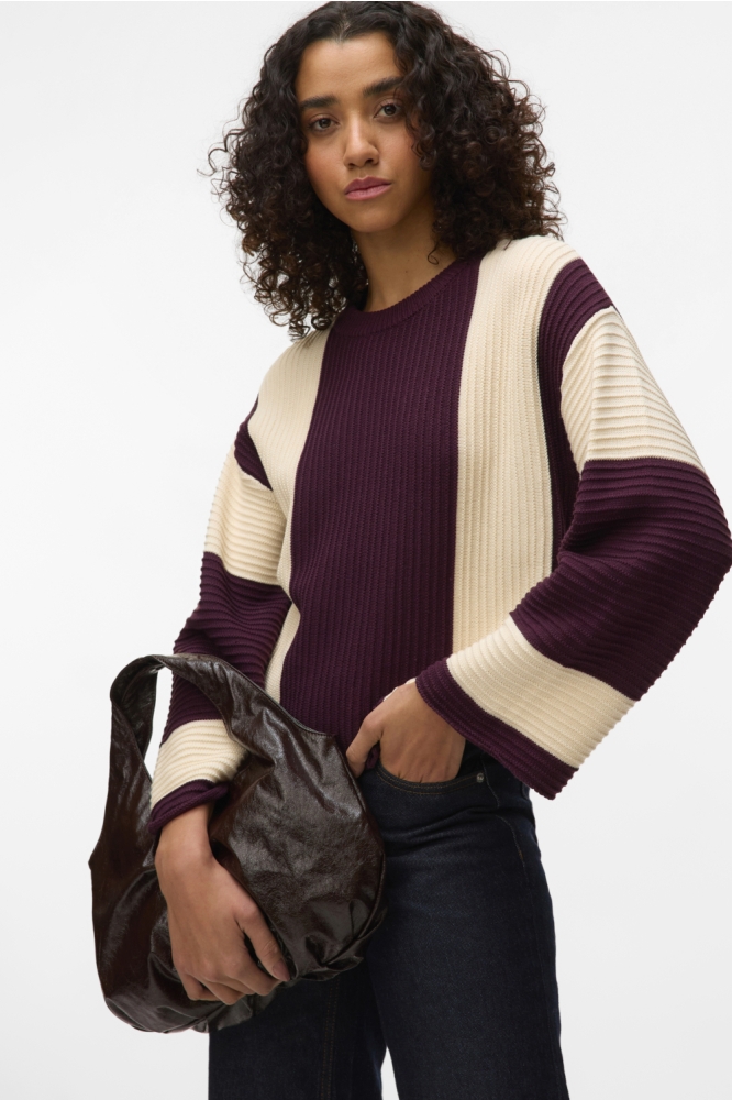 Vero Moda bordeaux dames trui | Model vooraanzicht