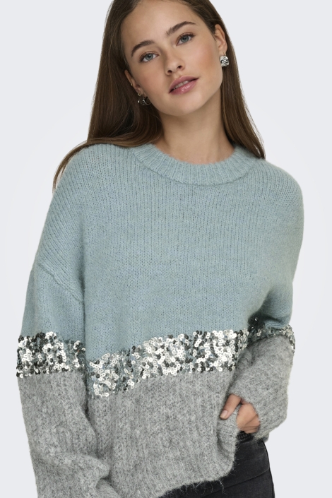 Only blauwe dames trui | Model vooraanzicht