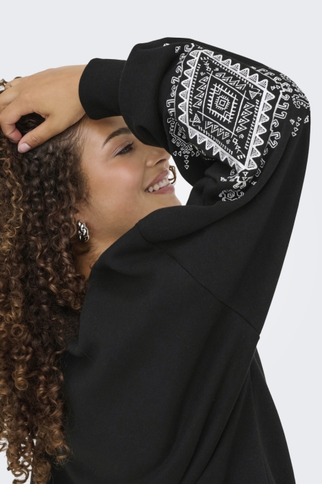 Only zwarte dames sweater | Close up