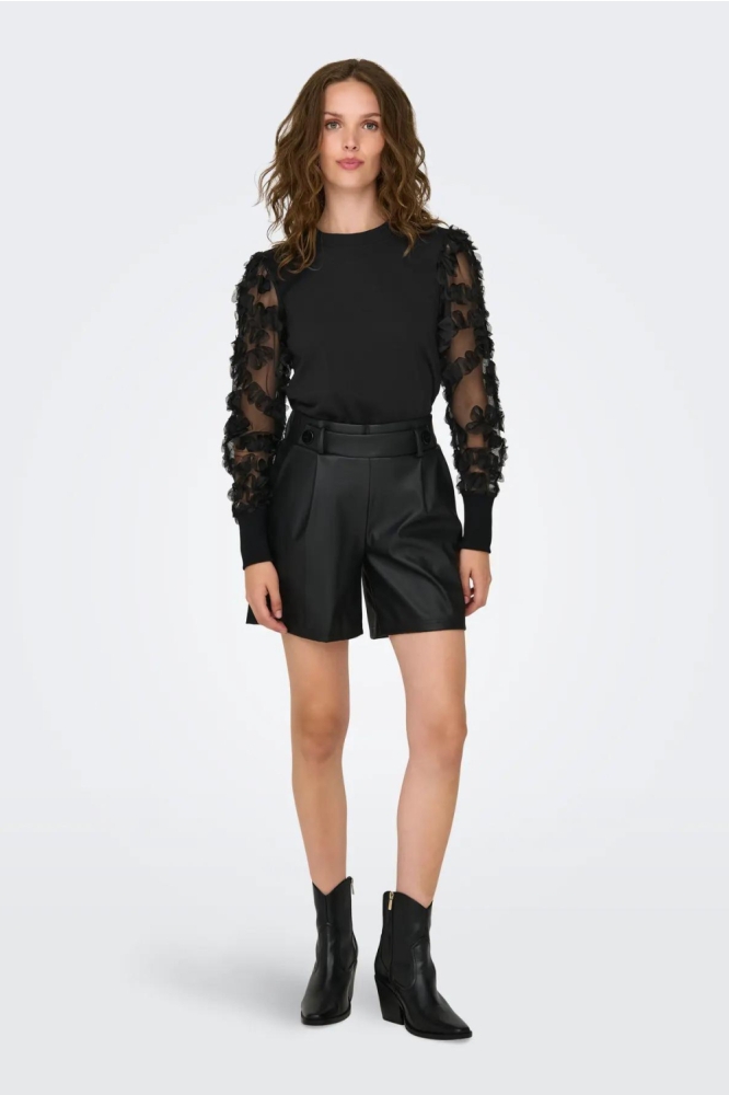 Jacqueline de Yong zwarte dames sweater | Model