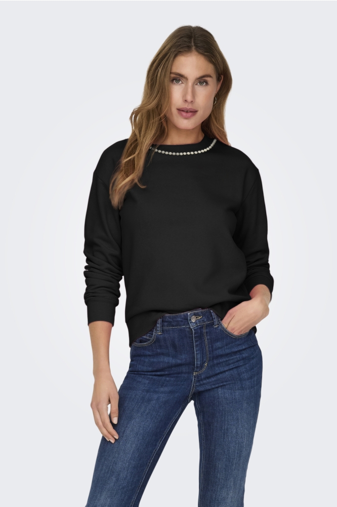 Jacqueline de Yong zwarte dames trui | Model vooraanzicht