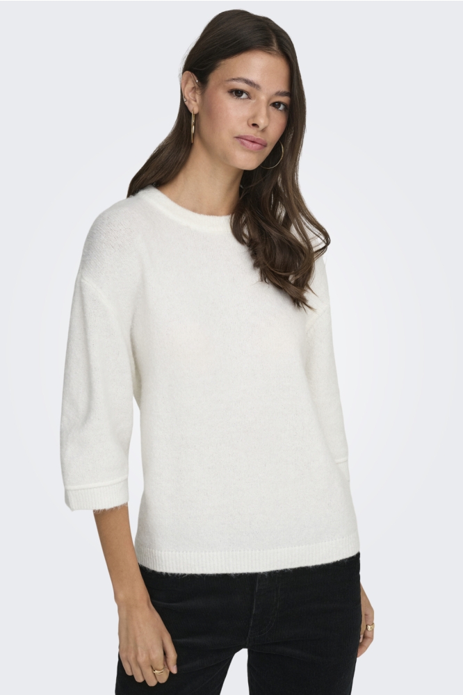 Jacqueline de Yong witte dames trui | Model vooraanzicht