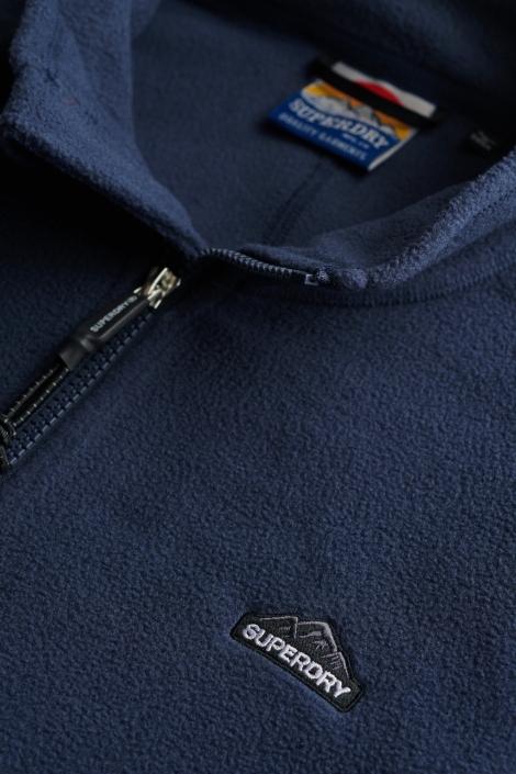 Superdry blauwe heren vest | Close up