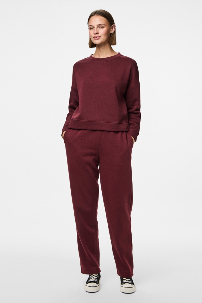 Pieces bordeaux dames sweater | Model