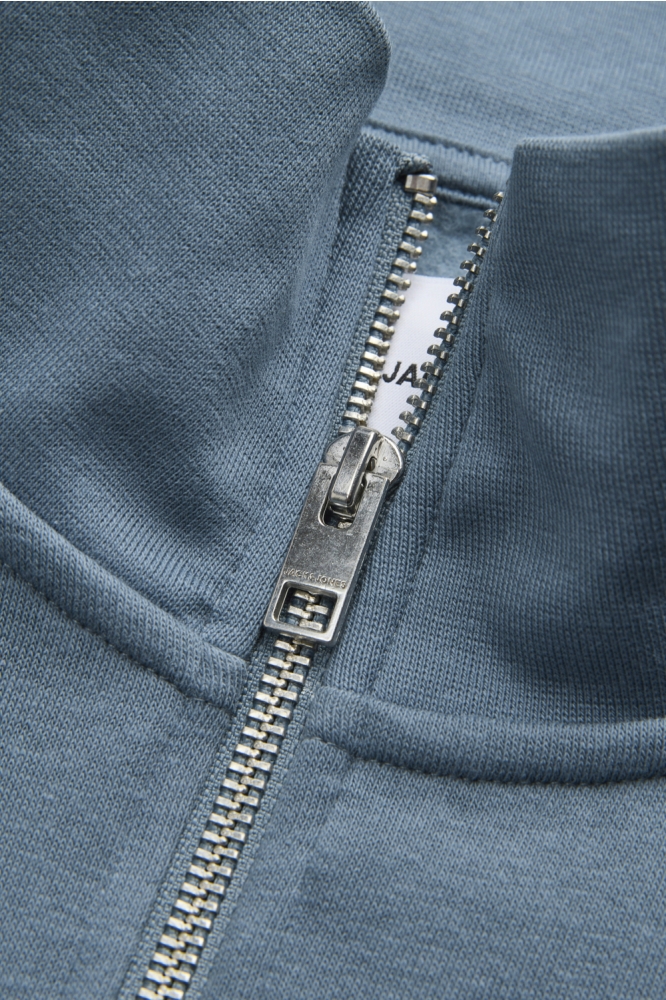 Jack & Jones blauwe heren sweater | Close up