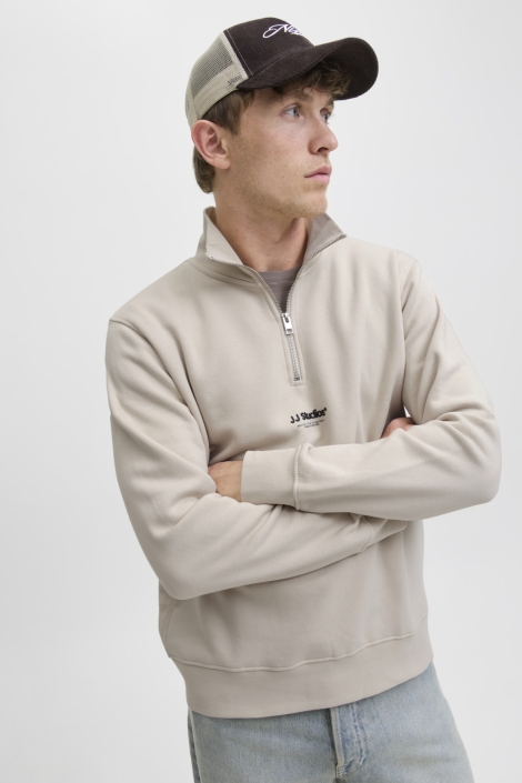Jack & Jones beige heren sweater | Model vooraanzicht