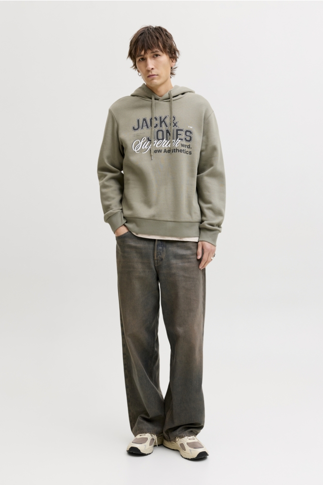 Jack & Jones groene heren sweater | Model