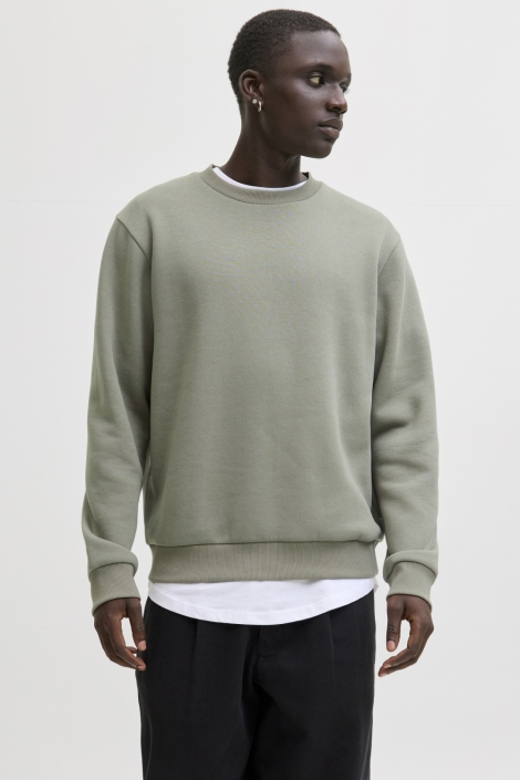 Jack & Jones groene heren sweater | Model vooraanzicht