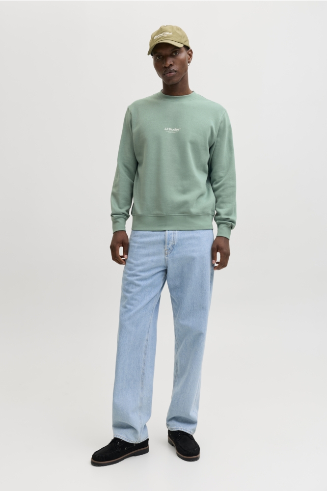 Jack & Jones groene heren sweater | Model