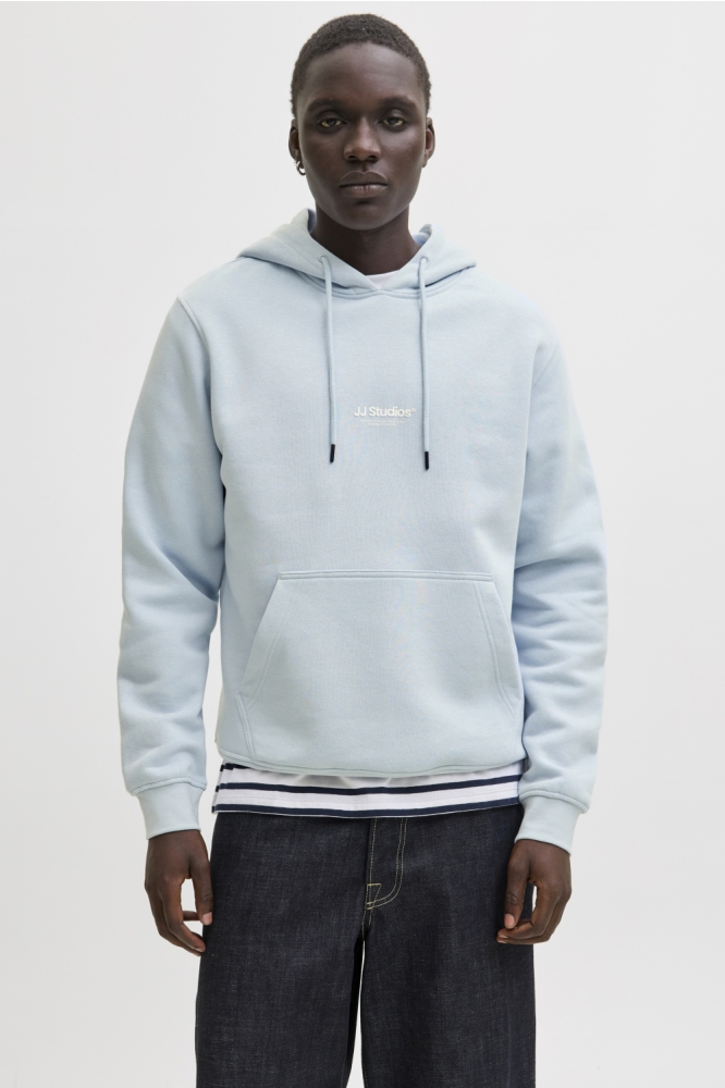 Jack & Jones blauwe heren sweater | Model vooraanzicht