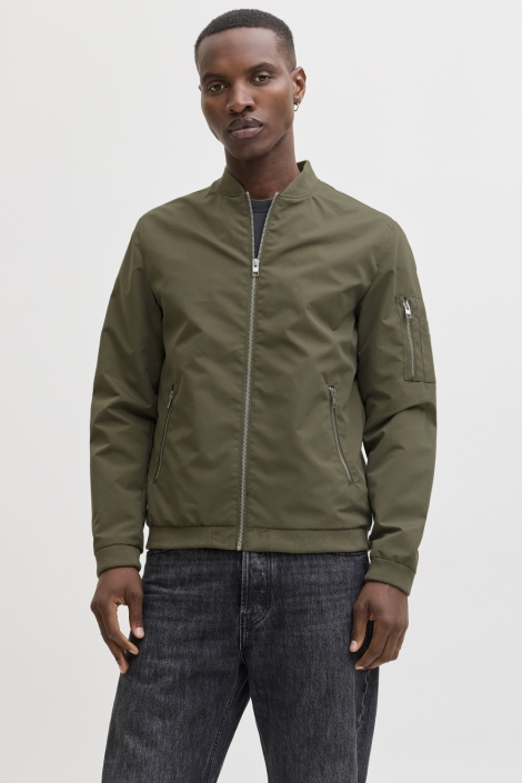 Jack & Jones groene heren jas | Model vooraanzicht