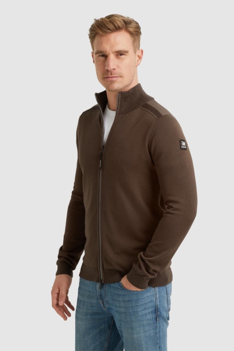 Vanguard bruine heren vest | Model zijaanzicht