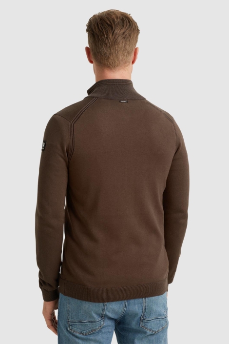 Vanguard bruine heren vest | Model achteraanzicht