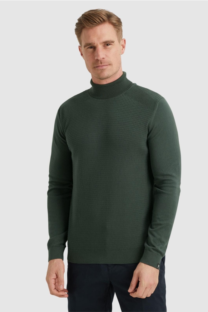 Vanguard groene heren trui | Model vooraanzicht