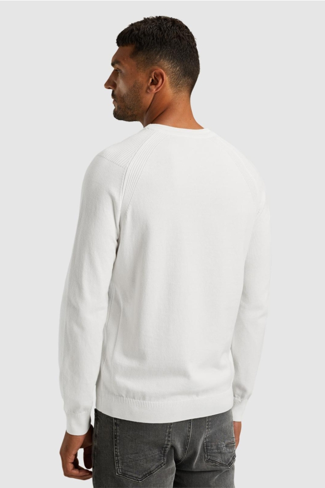 Cast Iron witte heren trui | Model achteraanzicht