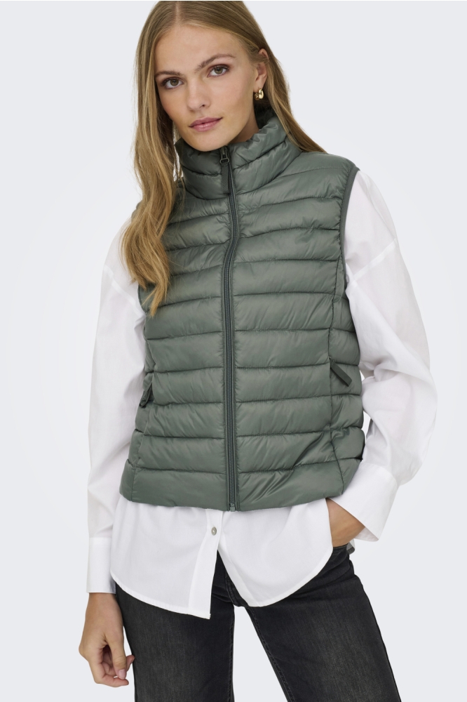 Only groene dames jas | Model