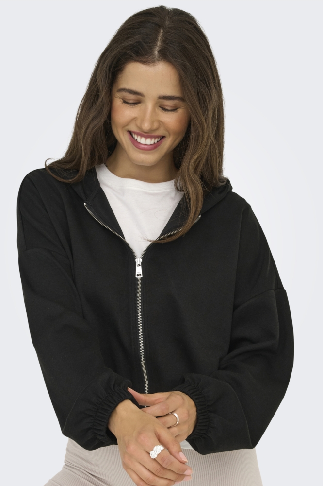 Only zwarte dames vest | Model vooraanzicht