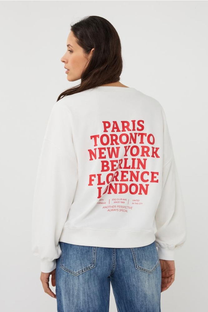 EsQualo witte dames sweater | Model achteraanzicht