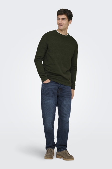 Only & Sons groene heren trui | Model vooraanzicht