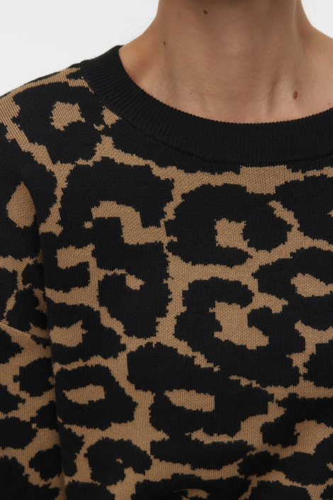 Vero Moda camel dames trui | Close up