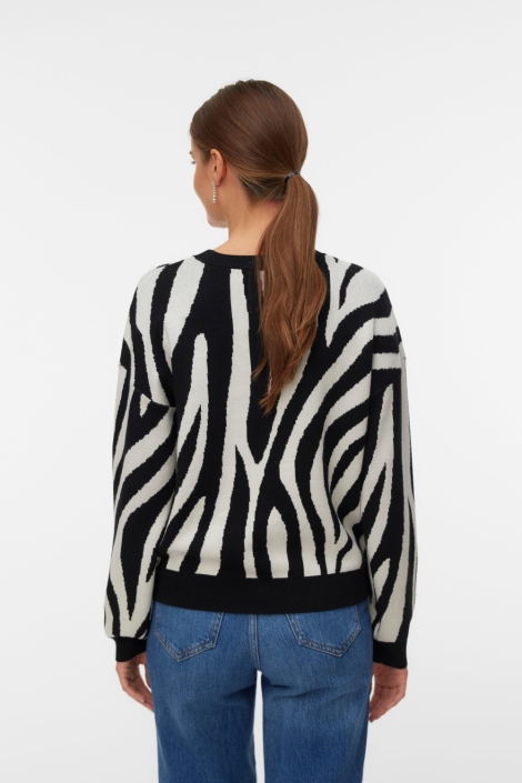 Vero Moda ecru dames trui | Model achteraanzicht