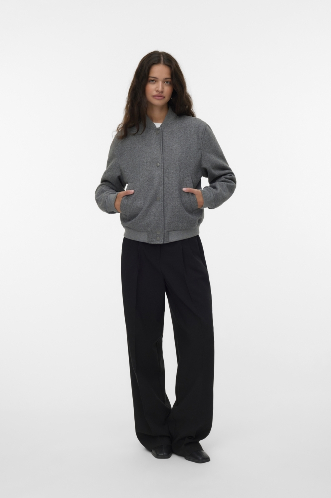 Vero Moda grijze dames jas | Model