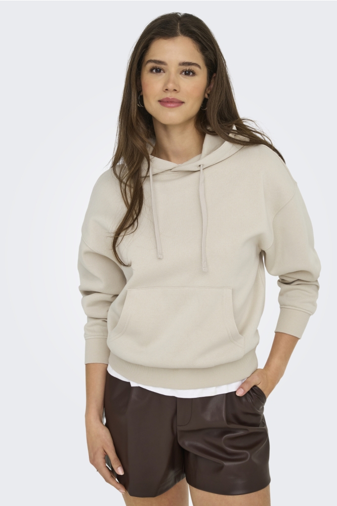 Only beige dames sweater | Model vooraanzicht