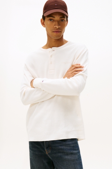 Tommy Jeans T-shirt TJM SLIM WAFFLE SCRI DM0DM21812 YBH ANCIENT WHITE