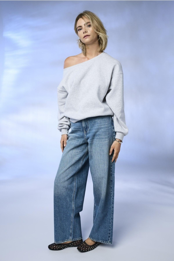 Only grijze dames sweater | Model