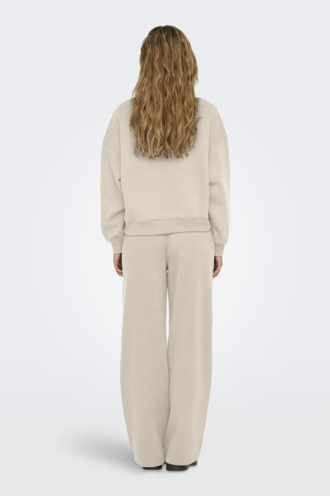 Only ecru dames sweater | Model achteraanzicht