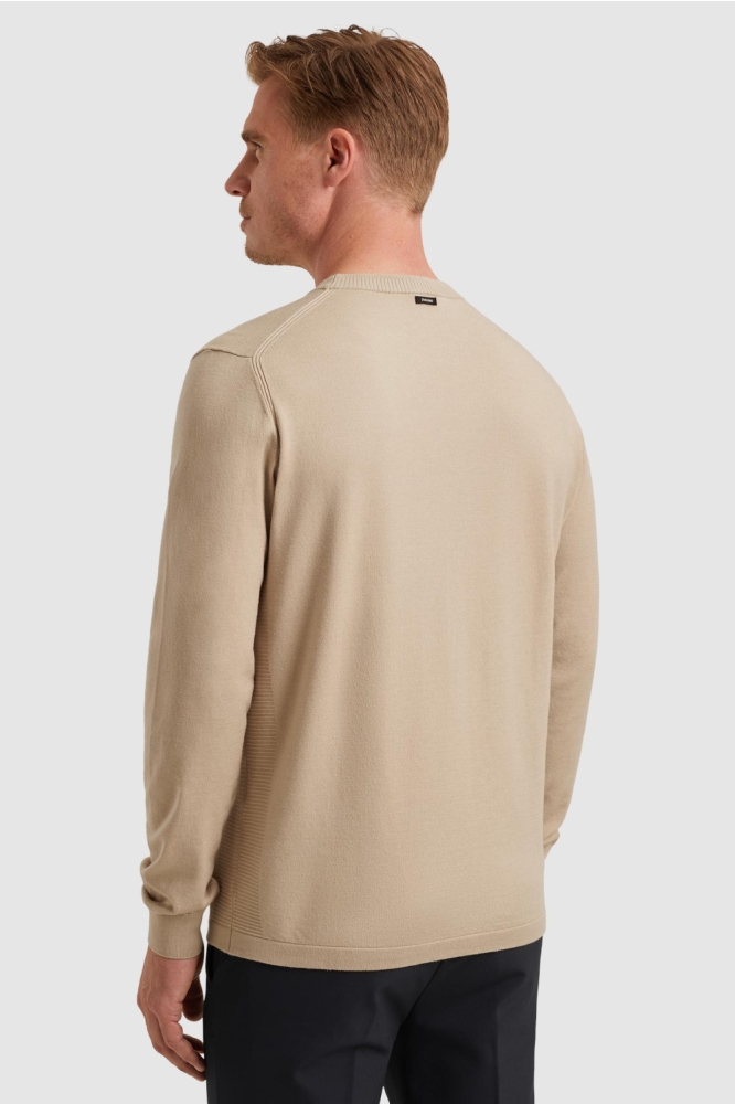 Vanguard beige heren trui | Model achteraanzicht