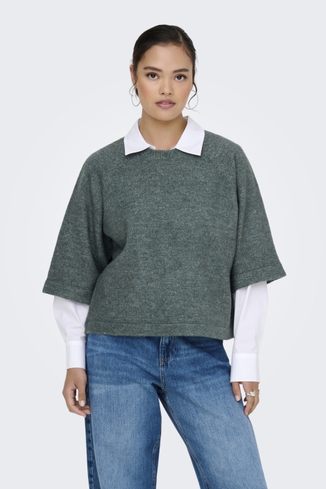 Only groene dames trui | Model vooraanzicht