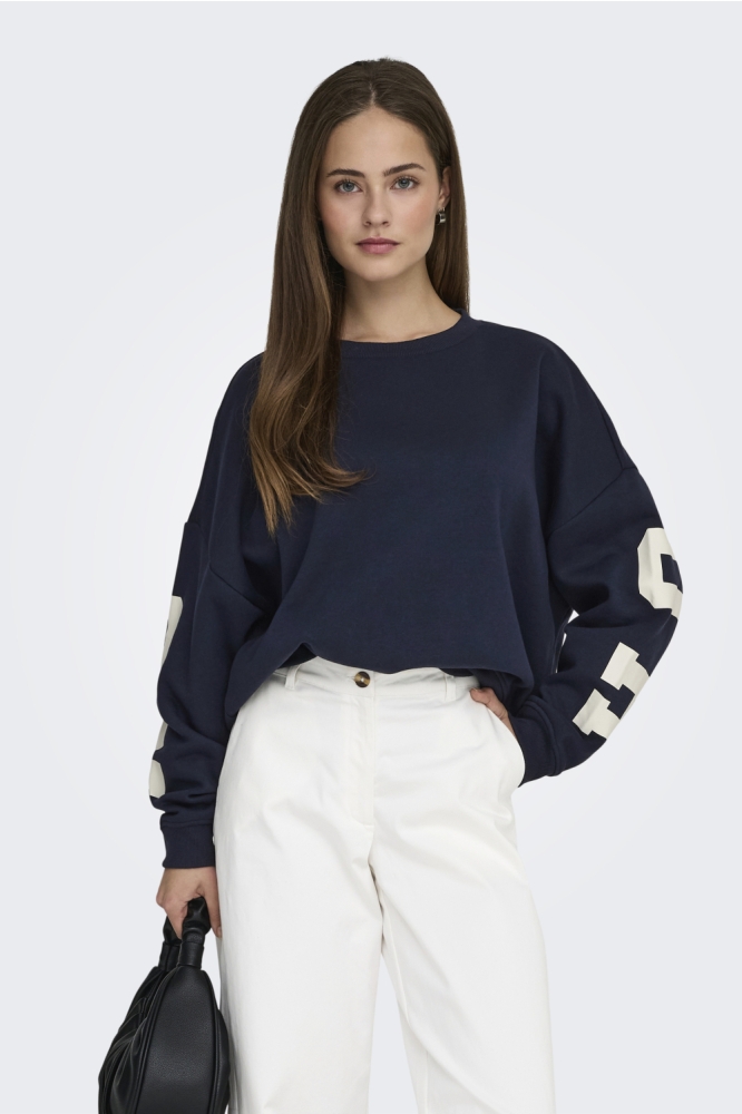 Only blauwe dames sweater | Model vooraanzicht