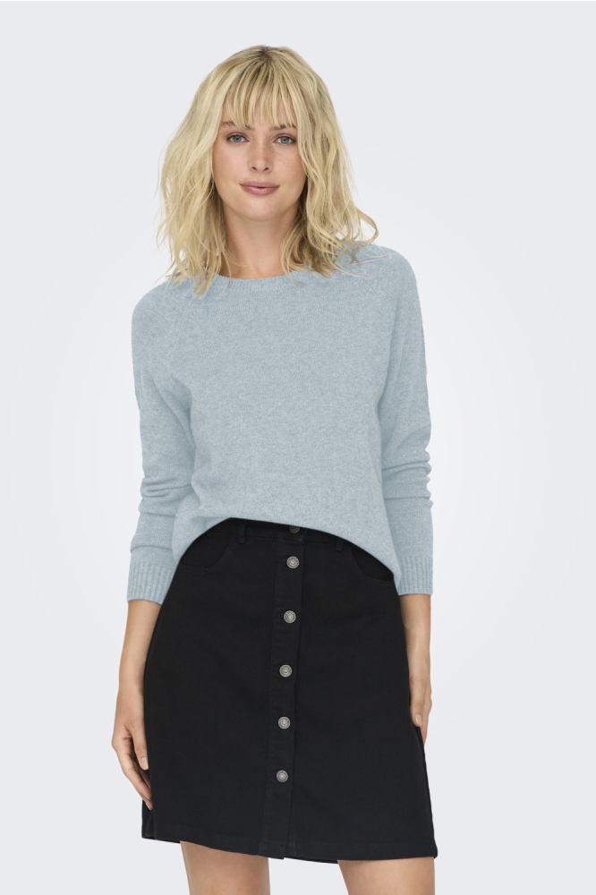 Only blauwe dames trui | Model vooraanzicht