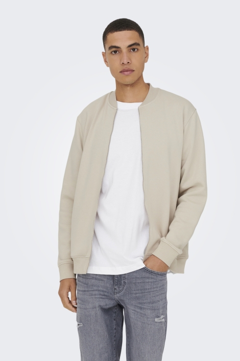 Only & Sons beige heren vest | Model vooraanzicht