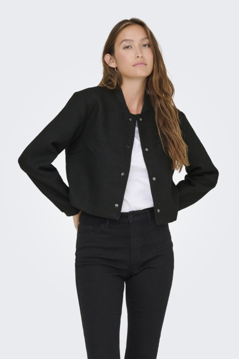 Only zwarte dames vest | Model vooraanzicht