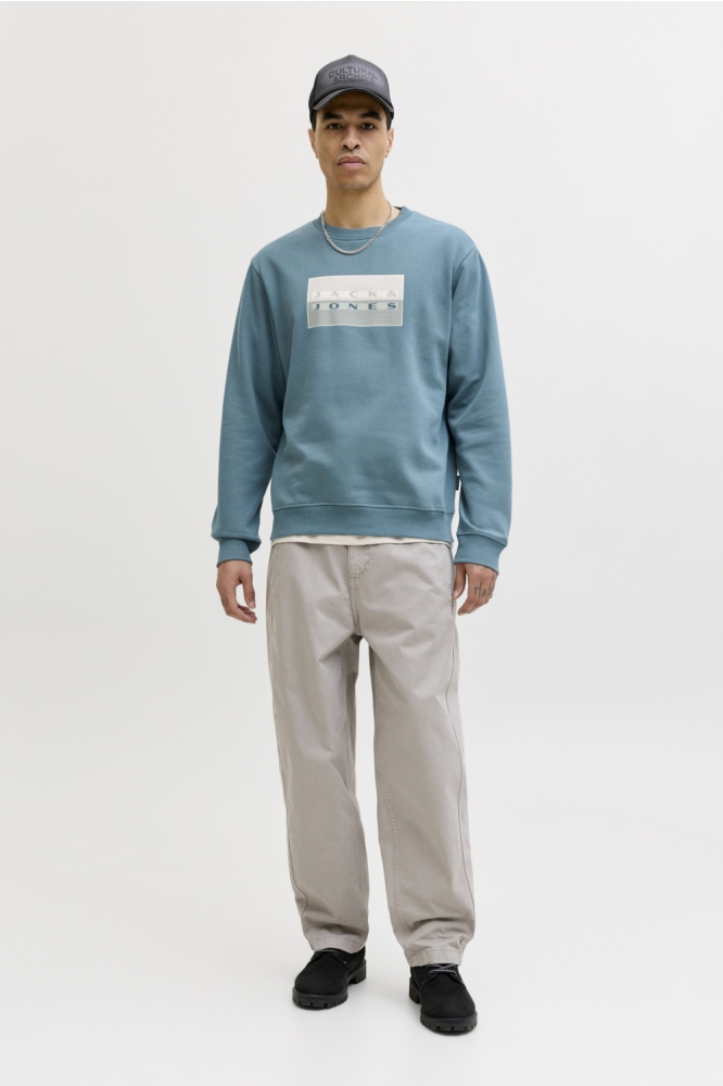 Jack & Jones groene heren sweater | Model