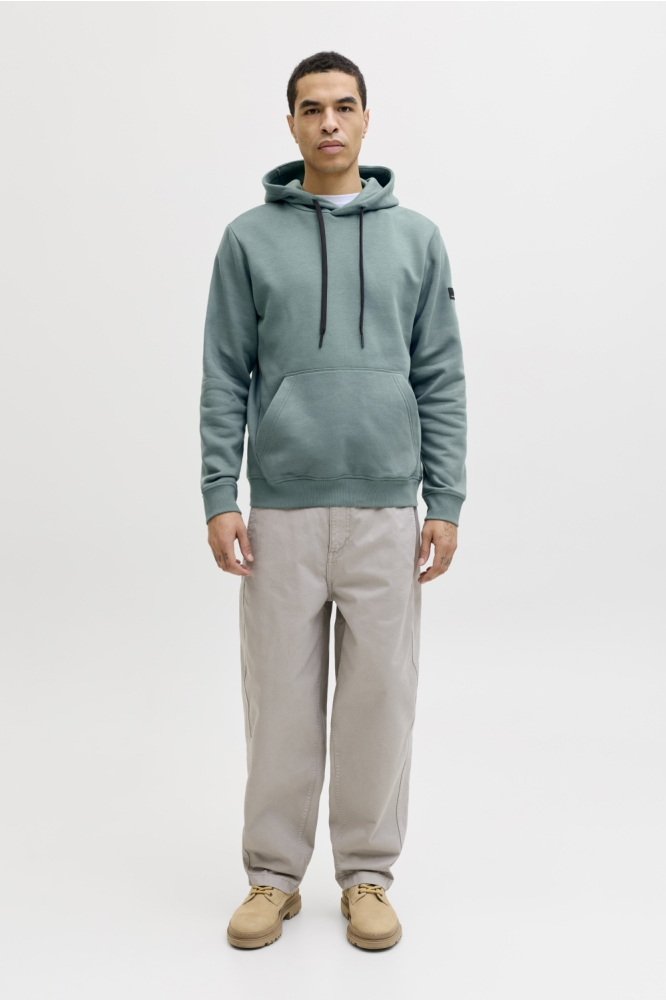 Jack & Jones groene heren sweater | Model