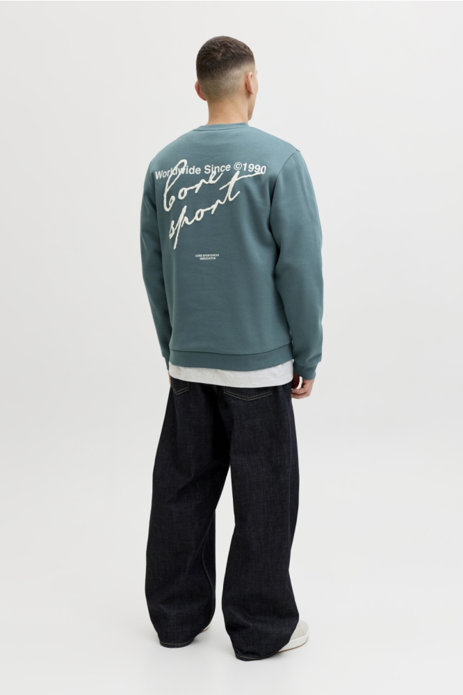 Jack & Jones groene heren sweater | Model achteraanzicht