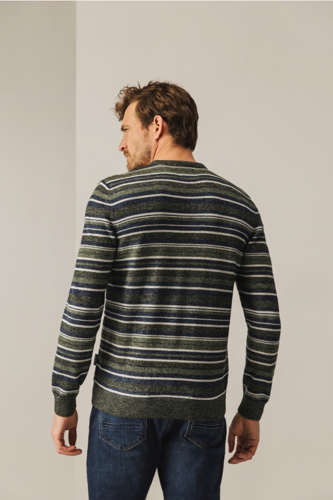 State of Art groene heren trui | Model achteraanzicht